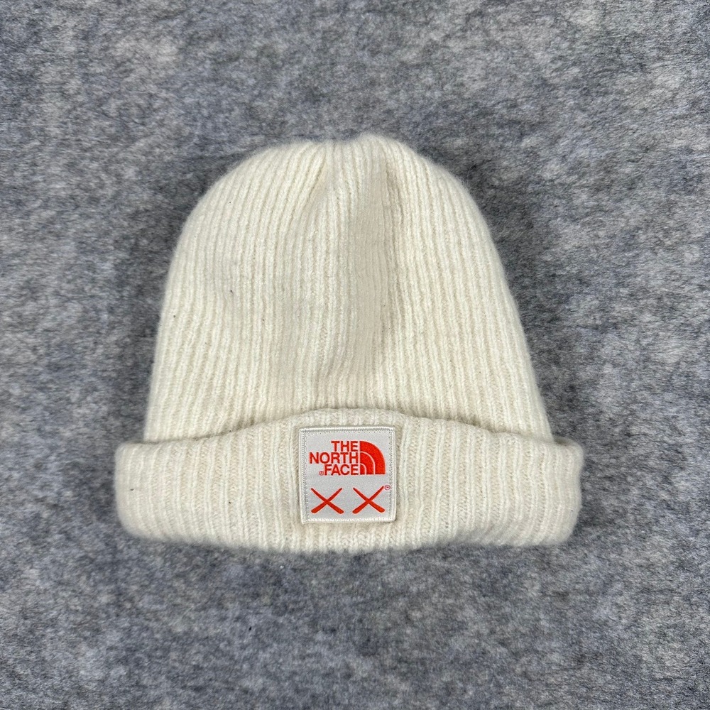The North Face x KAWS Beanie Unisex OS‎ White Ribbed Knit XX Logo